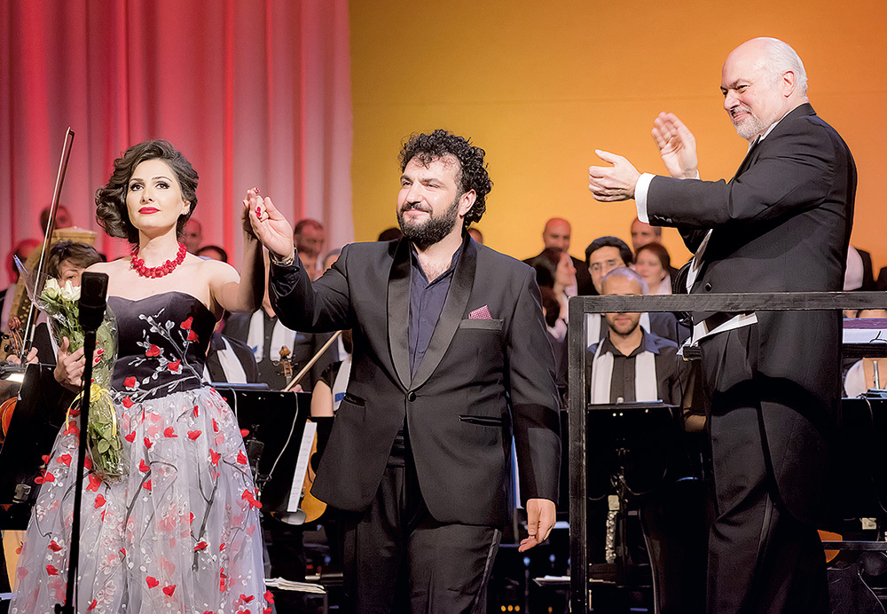 opera singer-artists-man and woman