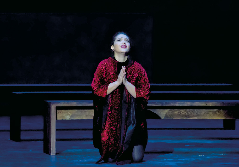 woman prays-opera singer-MARY MOVSISYAN