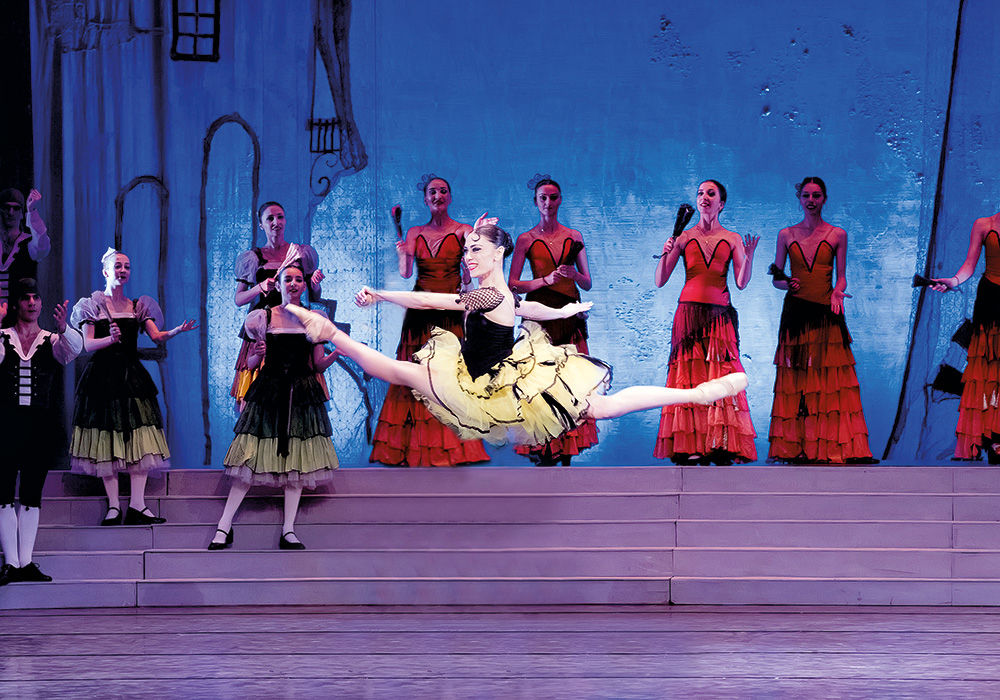 ballet-girl-young woman-woman flies-dress