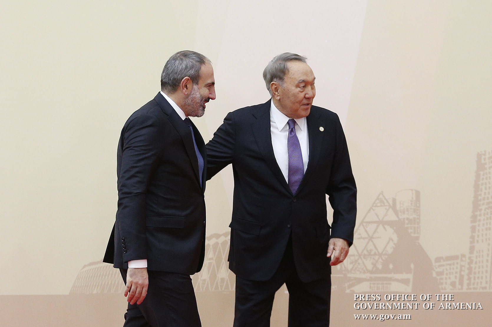 Nursultan Nazarbayev with Nikol Pashinyan