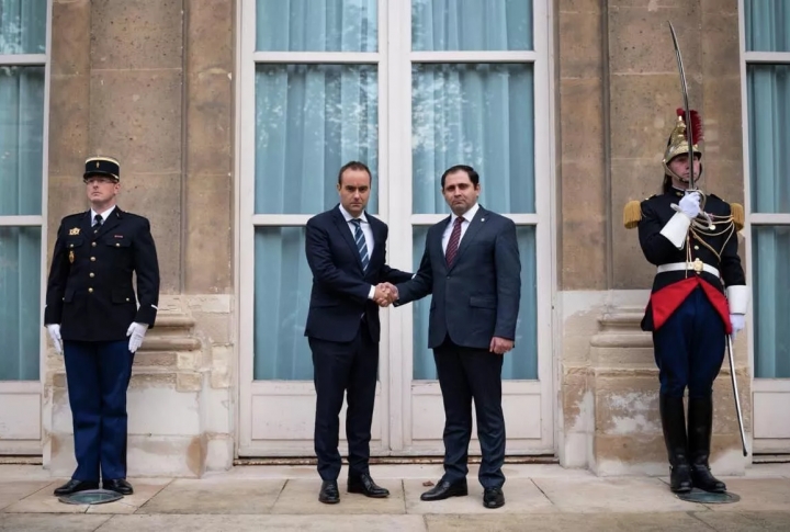 Armenian, French Defense ministers sign agreement on military partnership