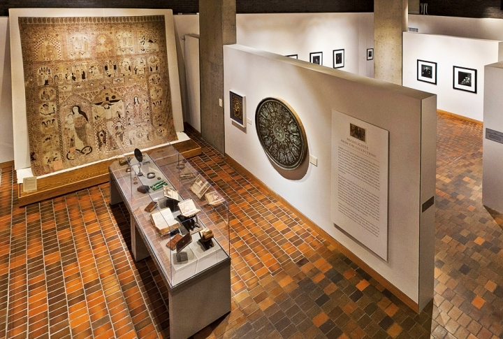 The Armenian Museums Abroad